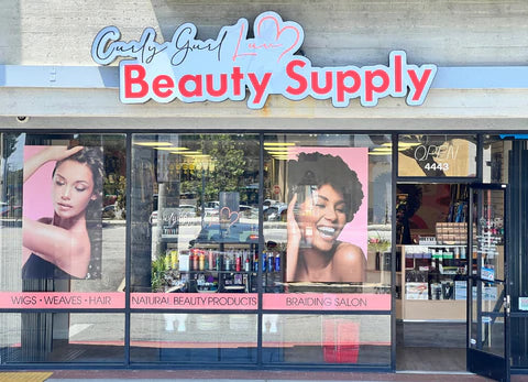 7 conseils efficaces pour protéger vos cheveux bouclés naturels